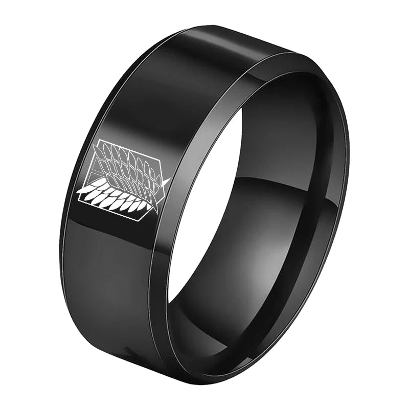 Attack on Titan Ring aus Edelstahl mit schwarzer Splitterfarbe und Freiheitsflagge