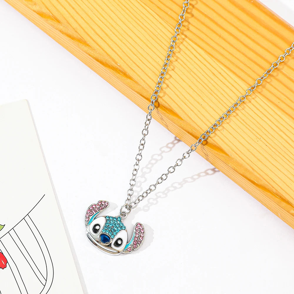 Disney Stitch Cartoon Halskette – Süßer Persönlichkeitsanhänger mit Strasssteinen, Pulloverkette als Geschenk
