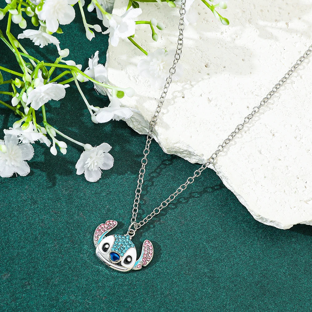 Disney Stitch Cartoon Halskette – Süßer Persönlichkeitsanhänger mit Strasssteinen, Pulloverkette als Geschenk