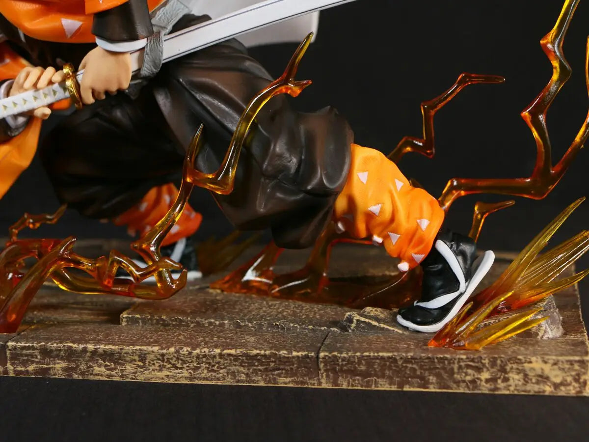 24 cm große Dämonentöter-Figur Agatsuma Zenitsu – PVC-Actionmodell-Statue und Sammlergeschenk