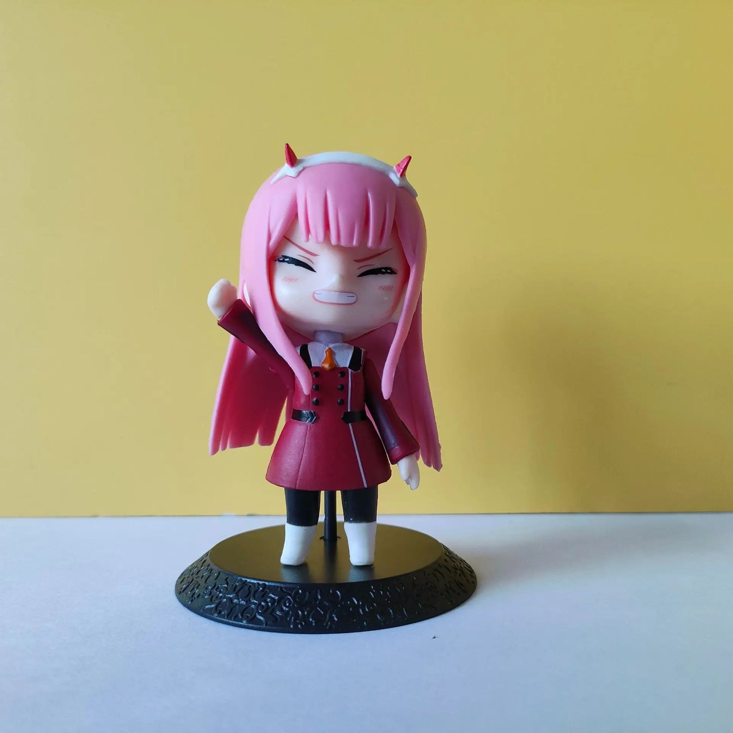 Liebling in der FranXX Anime Figur 02 ZERO TWO Kawaii Modell Statische Spielzeug Dekoration Geschenke