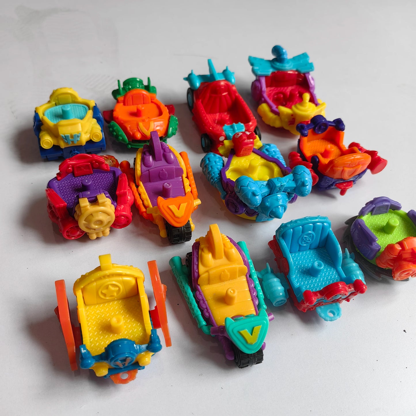 15 Stücke neue Stil Zomlings 3CM Modell Spielzeug Kinder Spielen Action Figuren