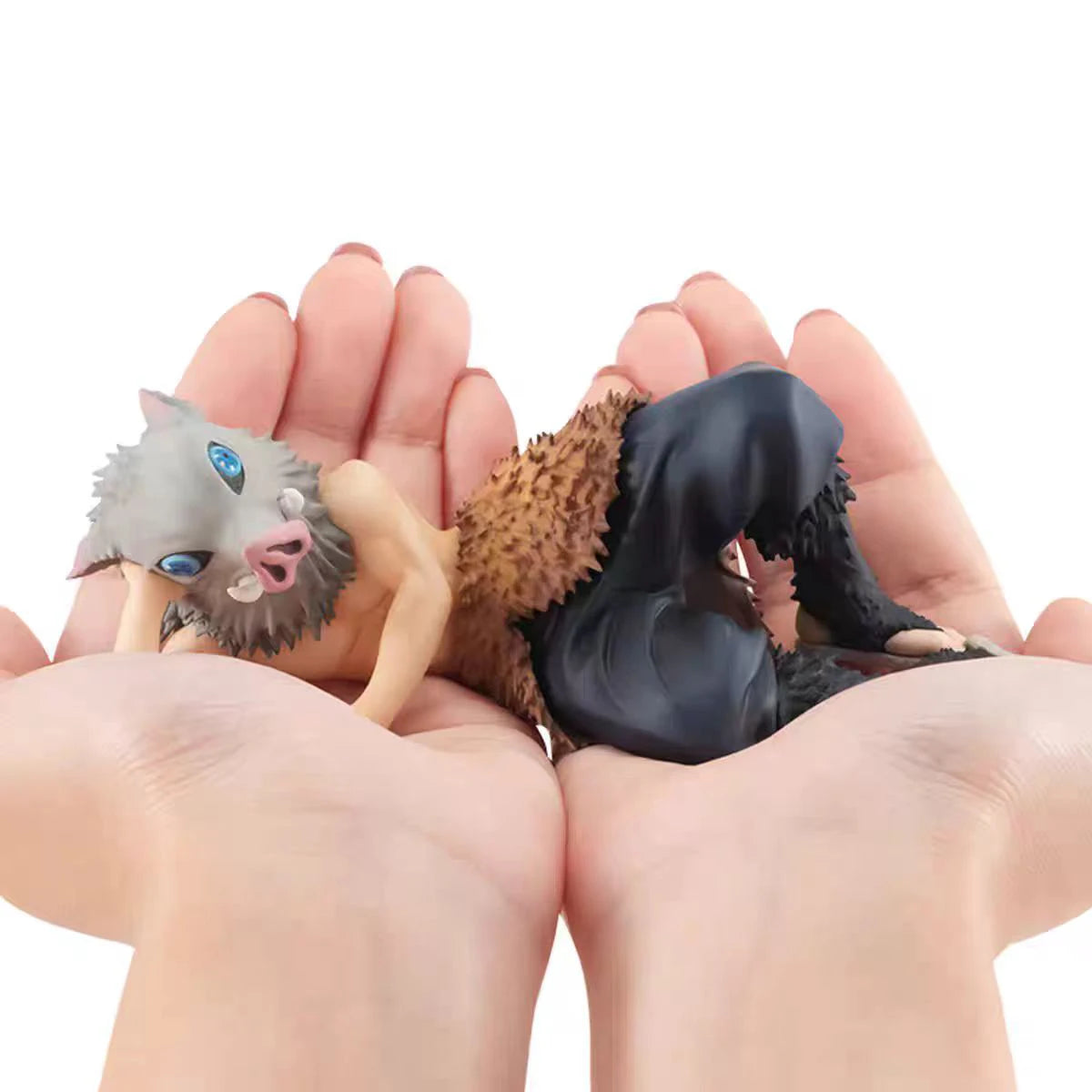 Dämon Slayer in Hand Hashibira Inosuke Anime Modell Geschenk Sammeln Figur Spielzeug