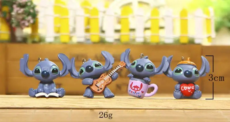 Heiße 4-teiliges Set Mini Stitch Figur Spielzeug Set Anime Stitch Action Spielzeug