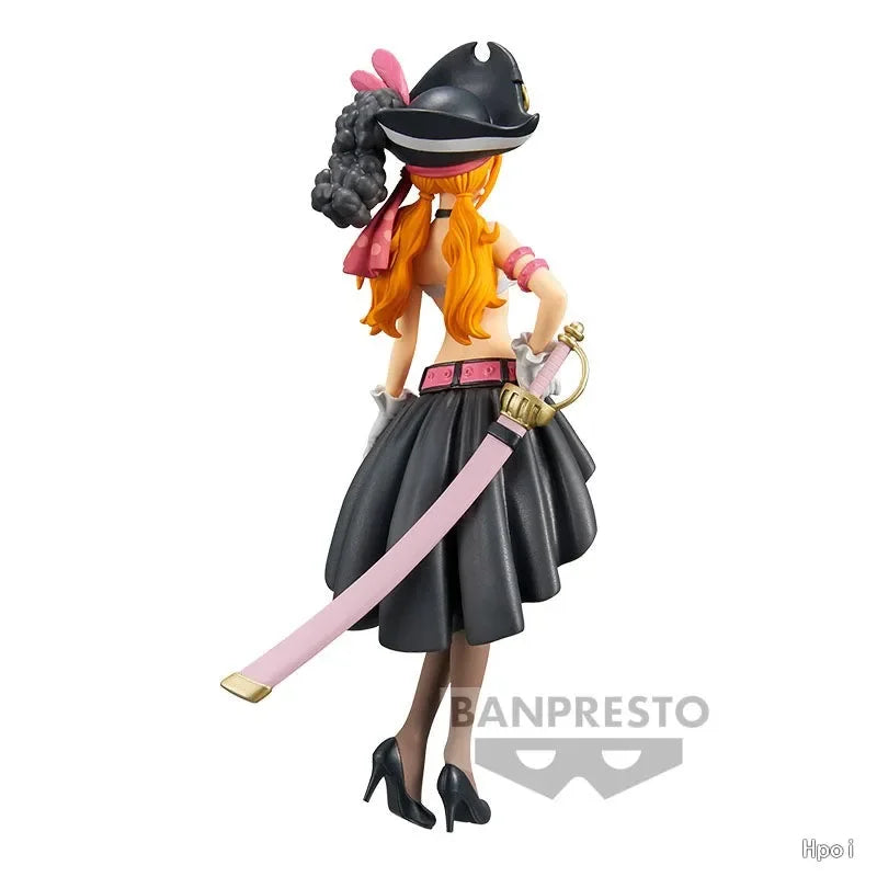 19 cm große One Piece Nami Figur – Schwarzes Outfit FILM ROT PVC Sammlermodell Spielzeuggeschenk
