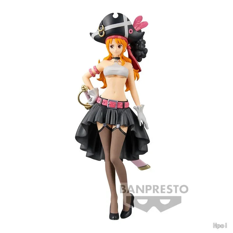19 cm große One Piece Nami Figur – Schwarzes Outfit FILM ROT PVC Sammlermodell Spielzeuggeschenk