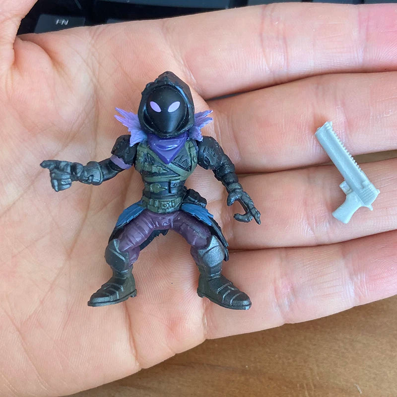 Kaufe 3 und erhalte 1 gratis – Fortnite-Actionfiguren mit Waffen und Werkzeugen (Peely, Skull Trooper, Fishstick, Blackheart)