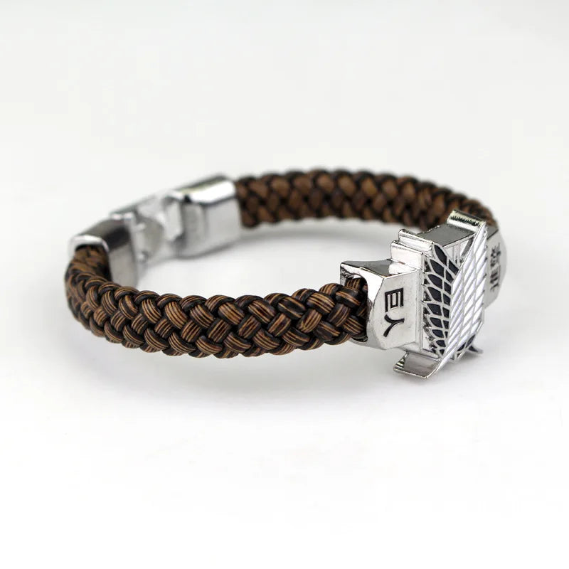 Attack on Titan Lederarmband – Wings of Liberty Armband mit Gürtelschnalle, Anime Schmuck