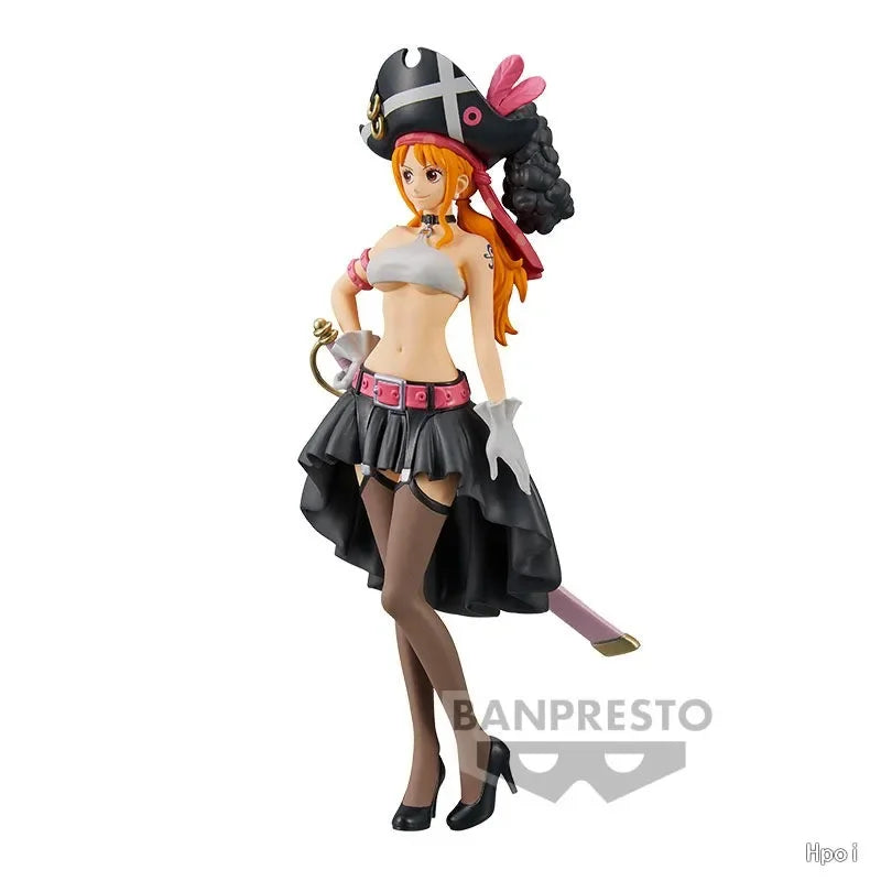 19 cm große One Piece Nami Figur – Schwarzes Outfit FILM ROT PVC Sammlermodell Spielzeuggeschenk