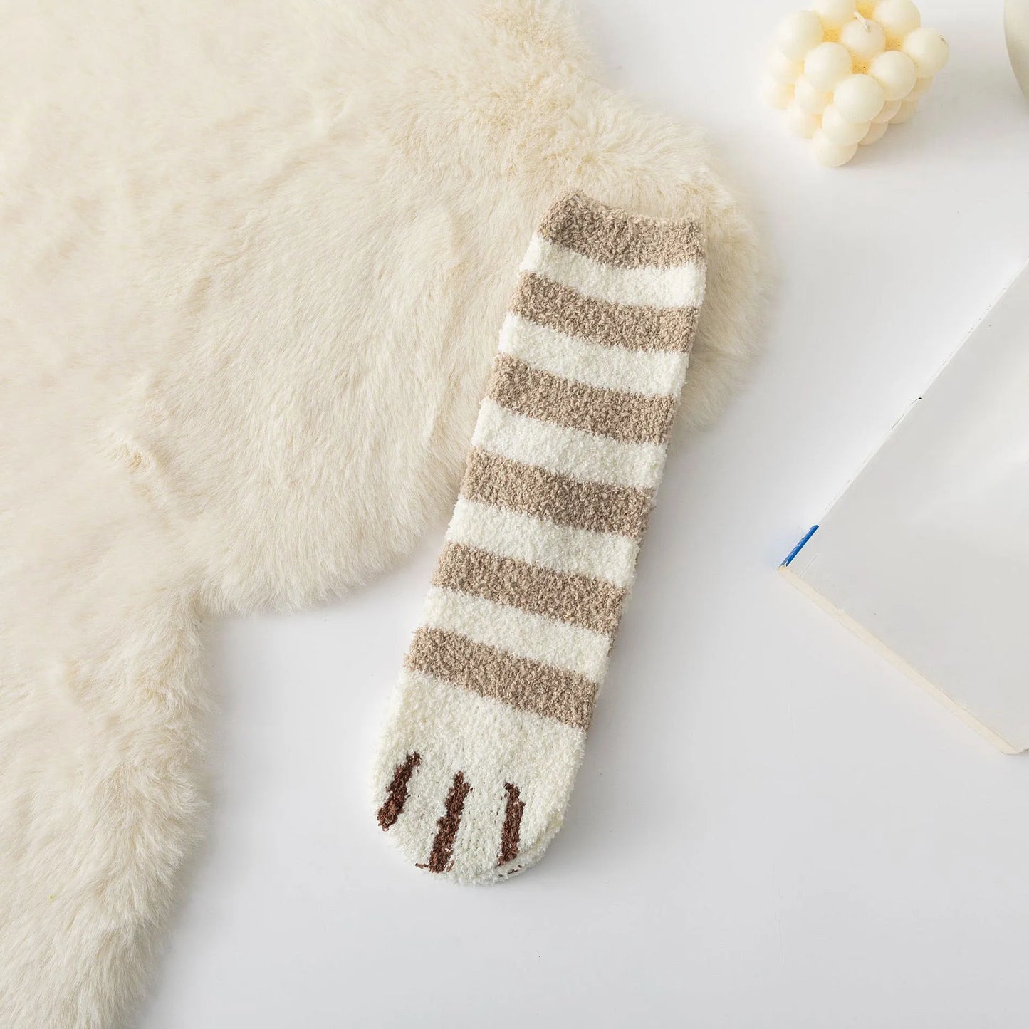 Korallensamt-Katzenkrallensocken – Verdickte Mitte