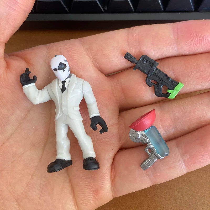 Kaufe 3 und erhalte 1 gratis – Fortnite-Actionfiguren mit Waffen und Werkzeugen (Peely, Skull Trooper, Fishstick, Blackheart)