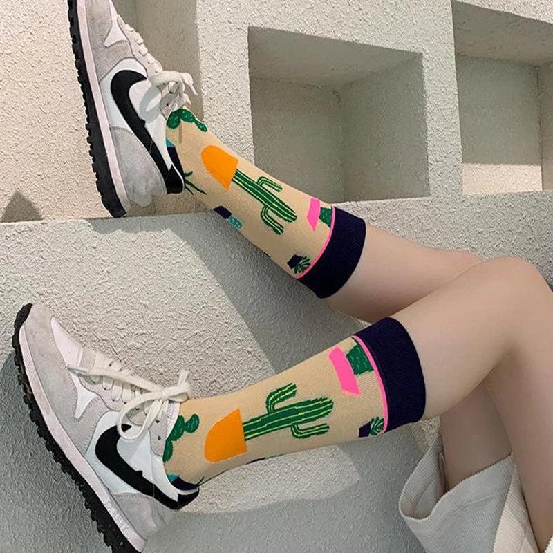 Modische bunte Pflanzen- und Igelsocken – Frühlings-Herbst-Baumwollsocken