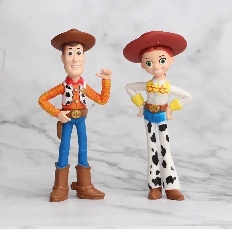 Lot de 7 figurines d'action Disney Toy Story 4 Woody Jessie Buzz Lightyear Forky Pig Bear Cosplay